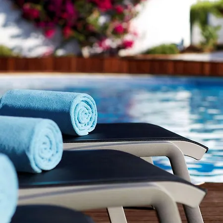 Tivoli Hotel 4*