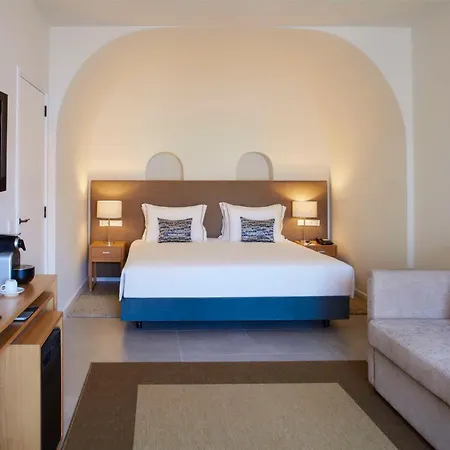 Tivoli 4* Lagos